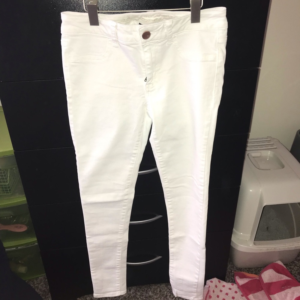 AEO White jeggings 4